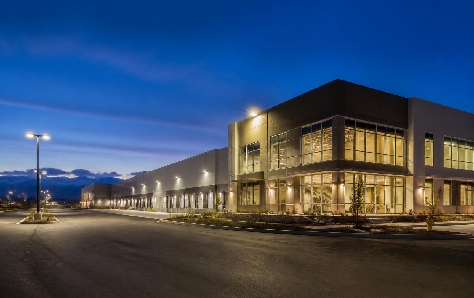 A Colorado commercial building with efficient exterior lighting